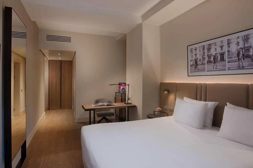 Nh Milano Buenos Aires Hotel 0*, Milaan